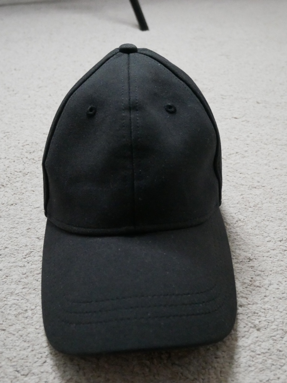 Lululemon men's one-size adjustable exercise hat